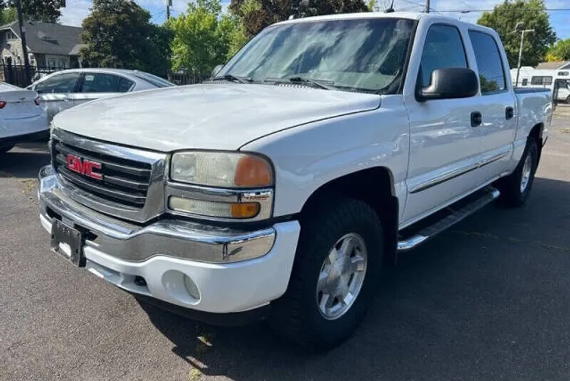 2005 Gmc Sierra 1500 SLE photo 1