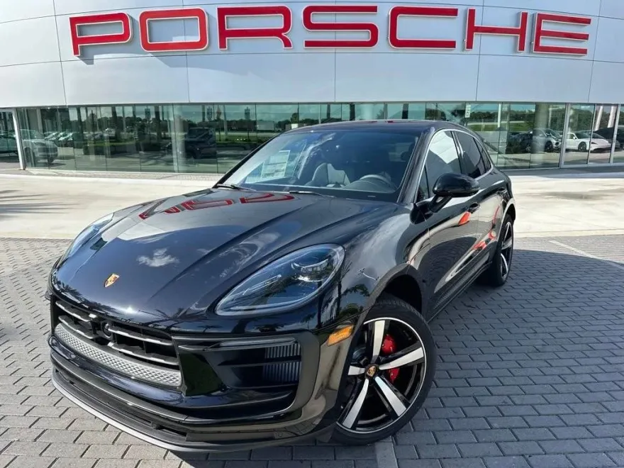 2025 Porsche Macan S photo 1