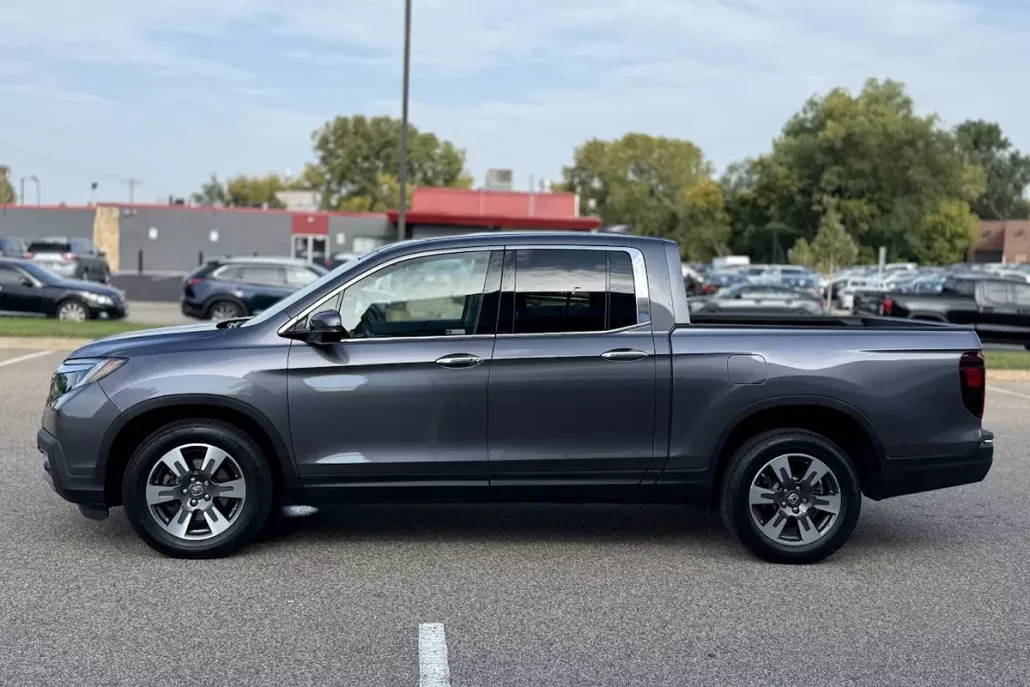 2019 Honda Ridgeline RTL-E photo 1