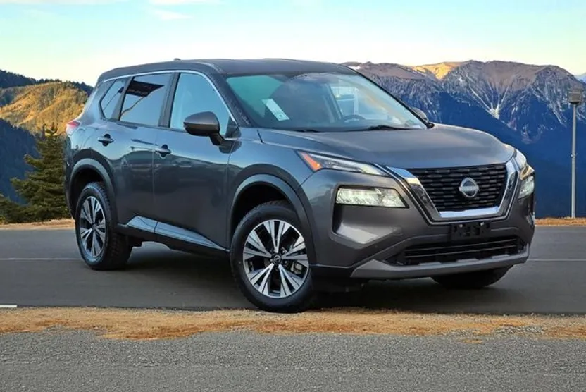 2022 Nissan Rogue SV photo 1
