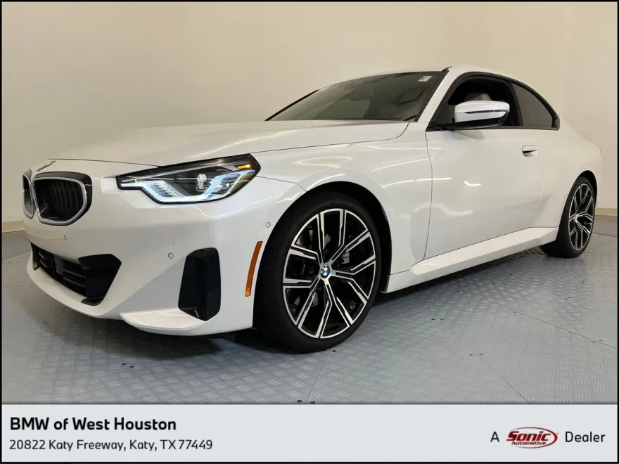 2024 Bmw 230i Coupe photo 1