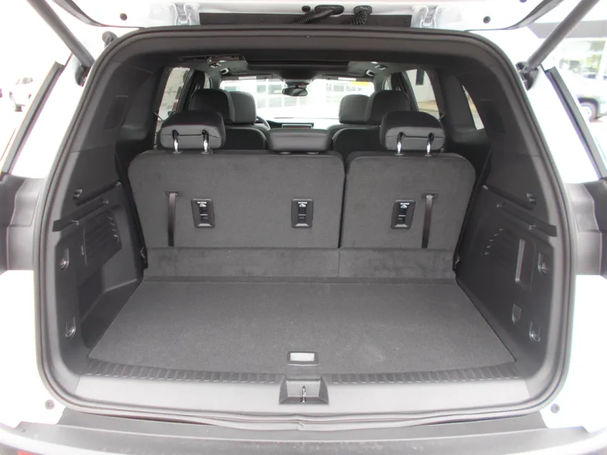 2025 Gmc Acadia AT4 photo 1