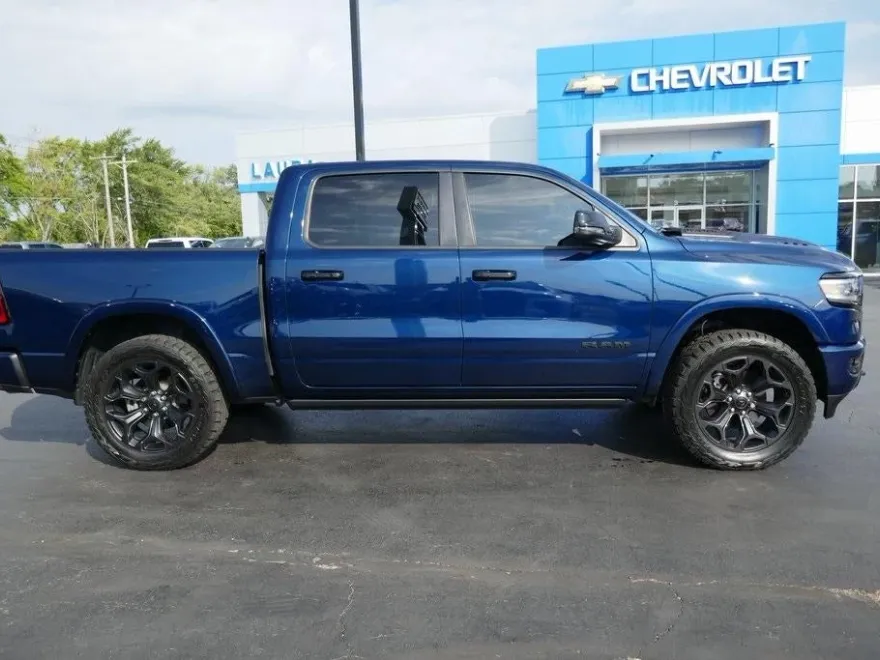 2024 Ram 1500 Limited photo 1