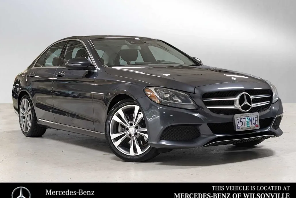 2016 Mercedes Benz C 300 photo 1