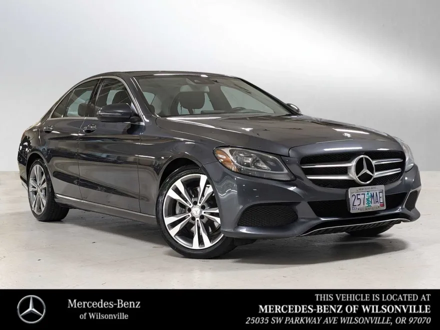 2016 Mercedes Benz C 300 photo 1