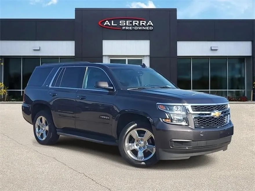 2016 Chevrolet Tahoe LT photo 1