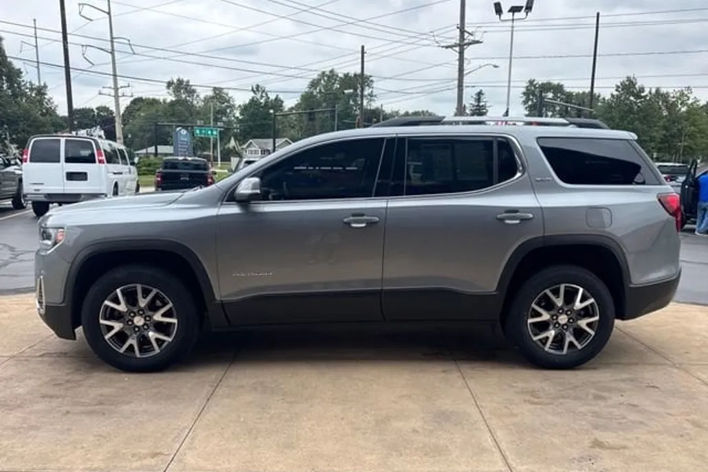 2023 Gmc Acadia SLT photo 1