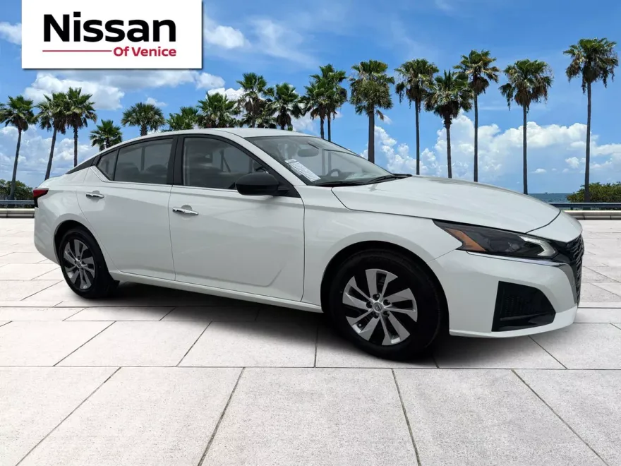 2025 Nissan Altima 2.5 S photo 1