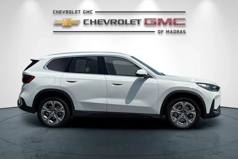 2023 Bmw X1 XDrive28i photo 1