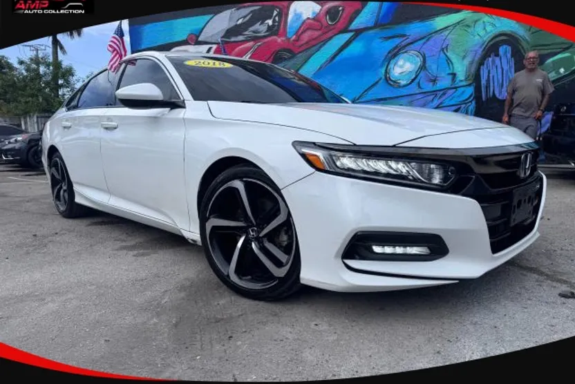 2018 Honda Accord Sport photo 1
