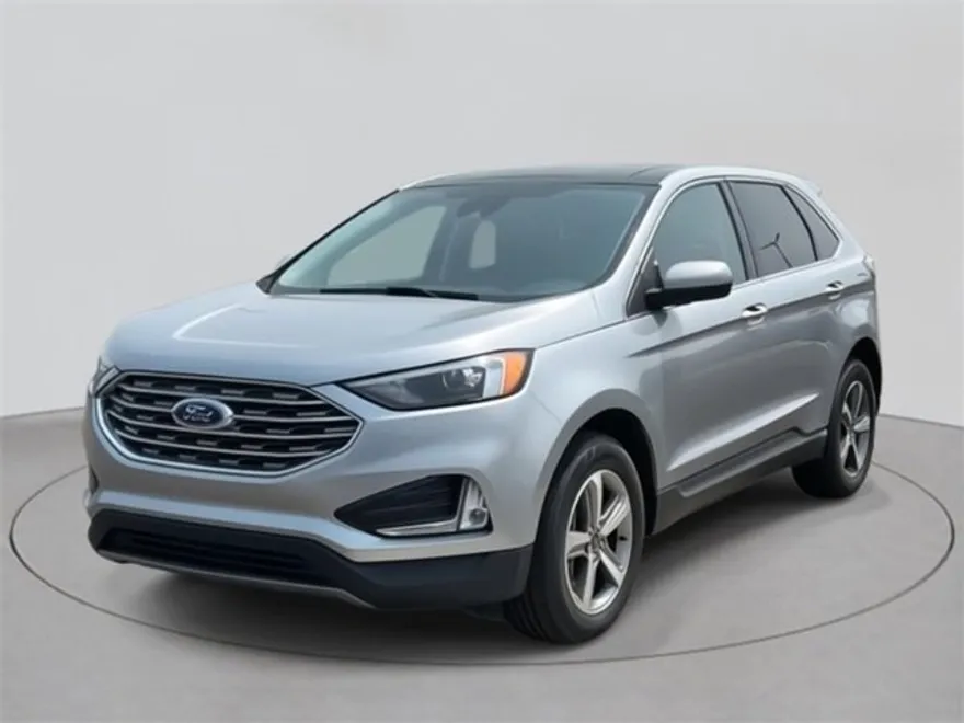 2022 Ford Edge SEL photo 1