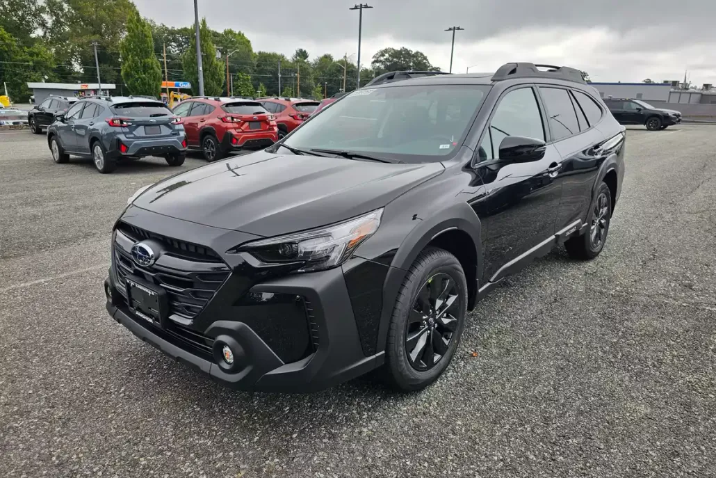 2025 Subaru Outback Onyx Edition photo 1