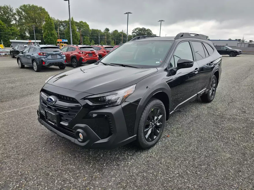 2025 Subaru Outback Onyx Edition photo 1