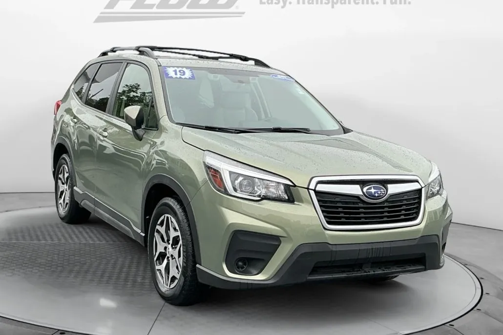 2019 Subaru Forester Premium photo 1