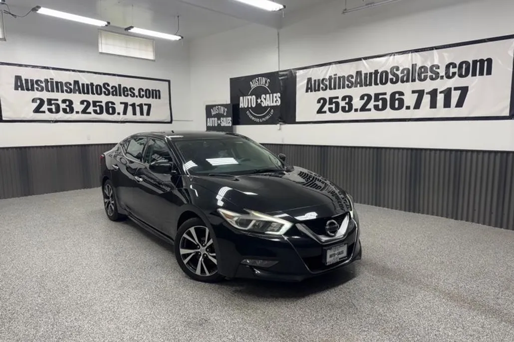 2017 Nissan Maxima SL photo 1