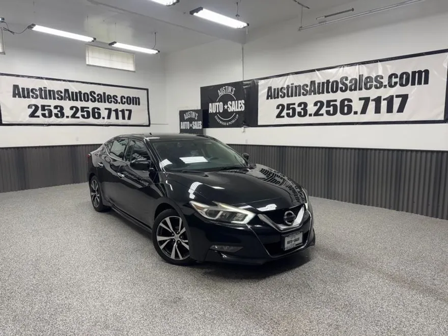 2017 Nissan Maxima SL photo 1