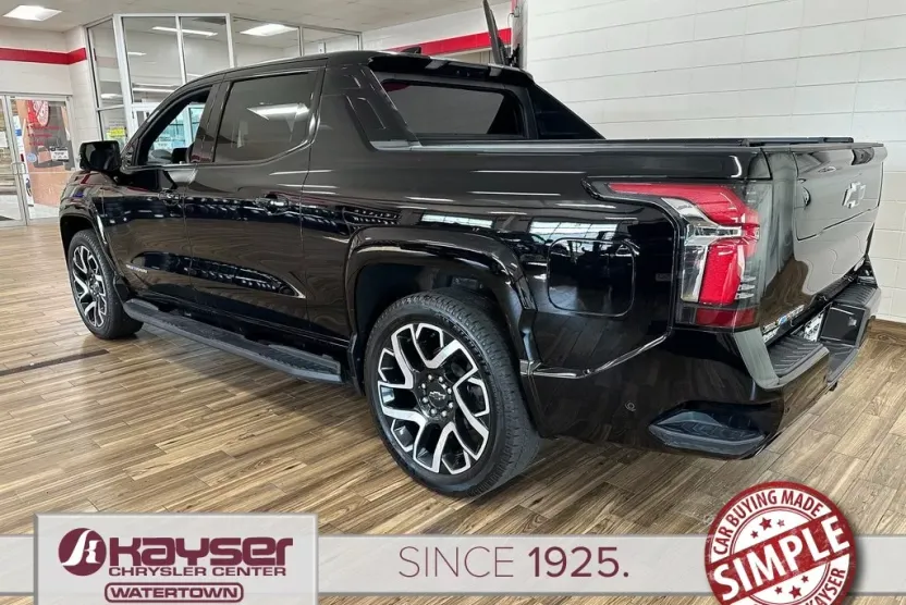 2024 Chevrolet Silverado EV RST photo 1