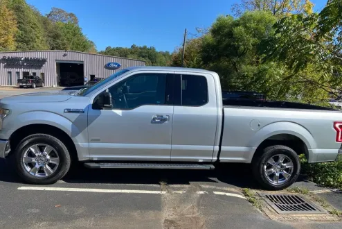 2016 Ford F-150 XLT photo 2