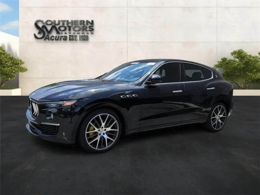 2022 Maserati Levante GT photo 1