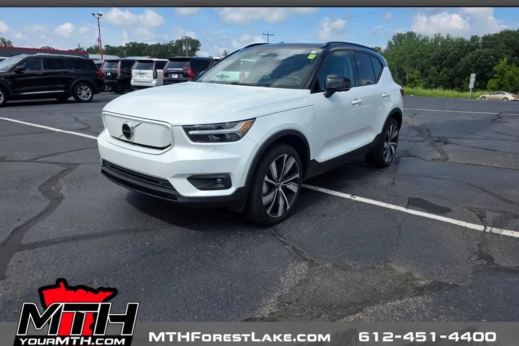 2022 Volvo XC40 Recharge P8 Ultimate photo 1