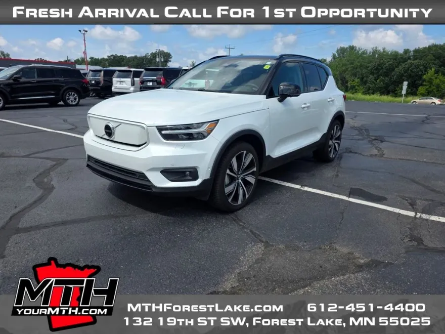 2022 Volvo XC40 Recharge P8 Ultimate photo 1