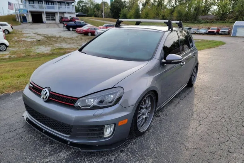 2012 Volkswagen Golf GTI Base photo 1