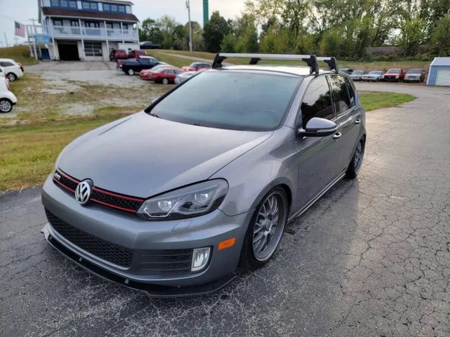 2012 Volkswagen Golf GTI Base photo 1