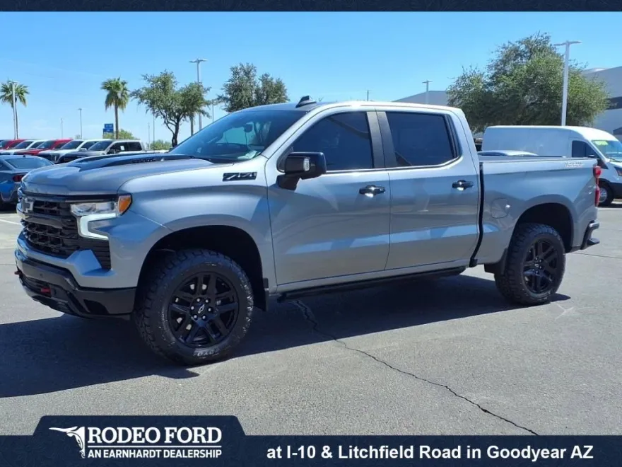 2024 Chevrolet Silverado 1500 LT Trail Boss photo 1