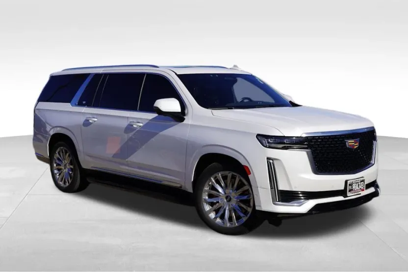 2022 Cadillac Escalade ESV Premium Luxury photo 1