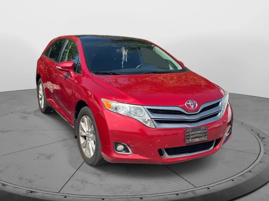2013 Toyota Venza XLE photo 1