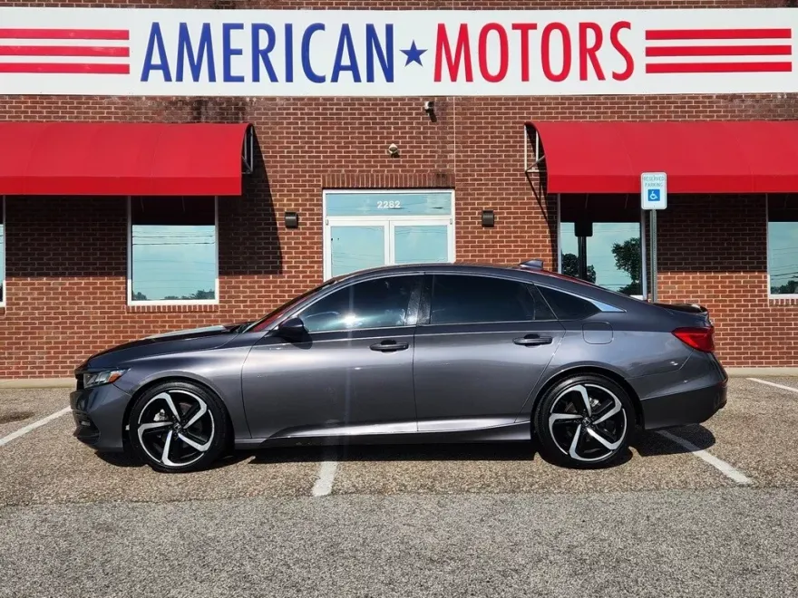 2018 Honda Accord Sport photo 1