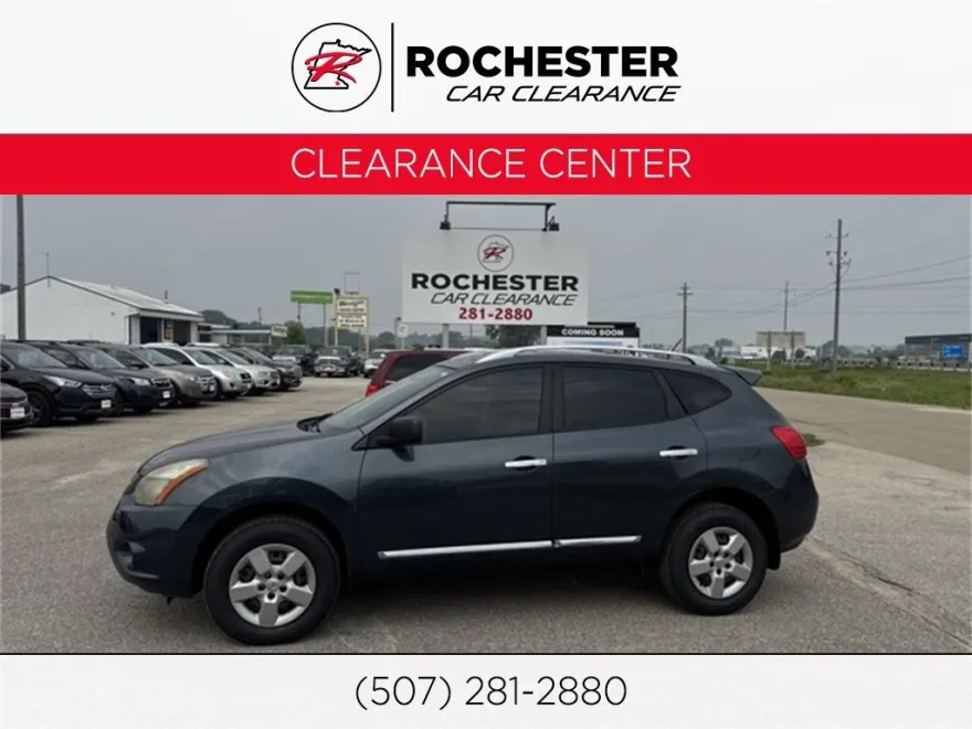 2015 Nissan Rogue Select S photo 1