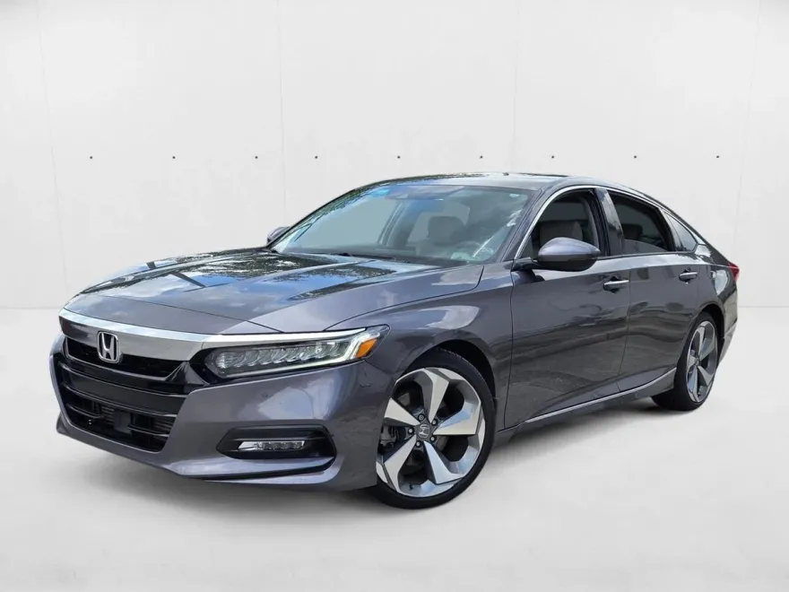 2020 Honda Accord Touring 2.0T photo 1