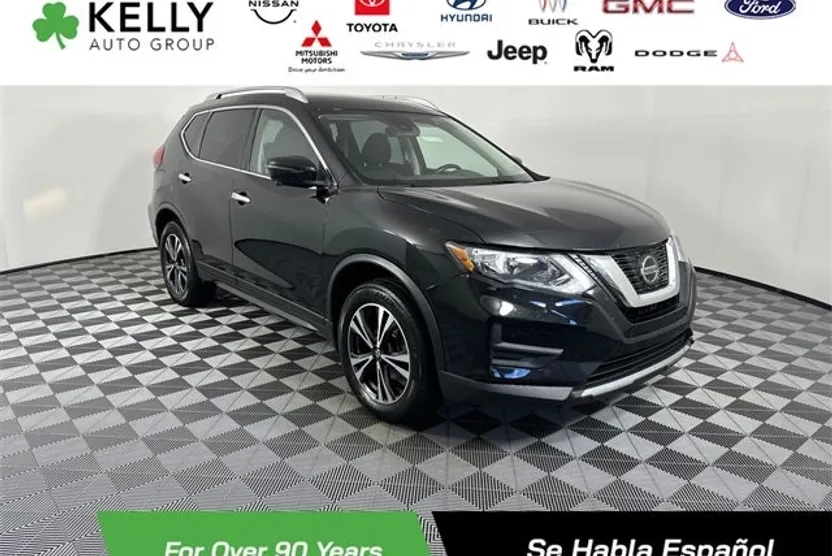 2019 Nissan Rogue SV photo 1