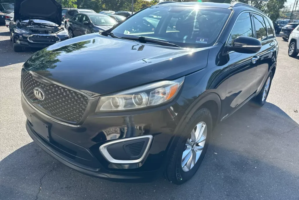 2016 Kia Sorento LX V6 photo 1
