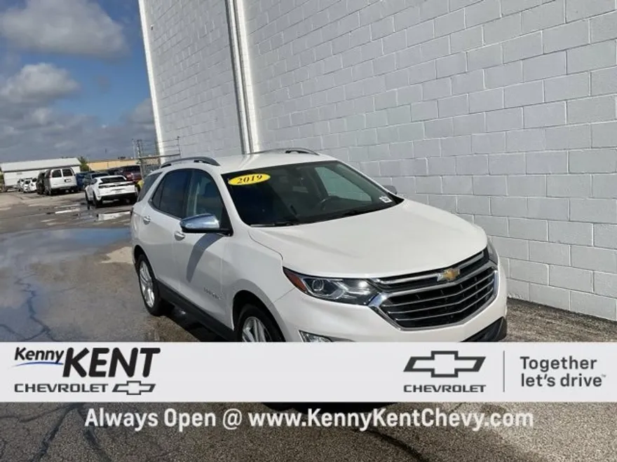 2019 Chevrolet Equinox Premier photo 1