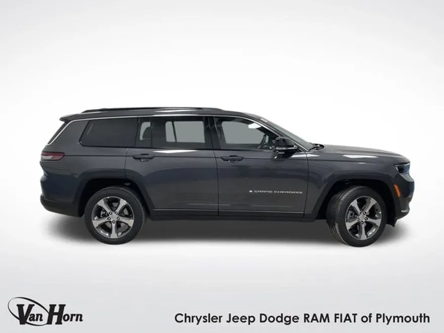 2025 Jeep Grand Cherokee Limited photo 1