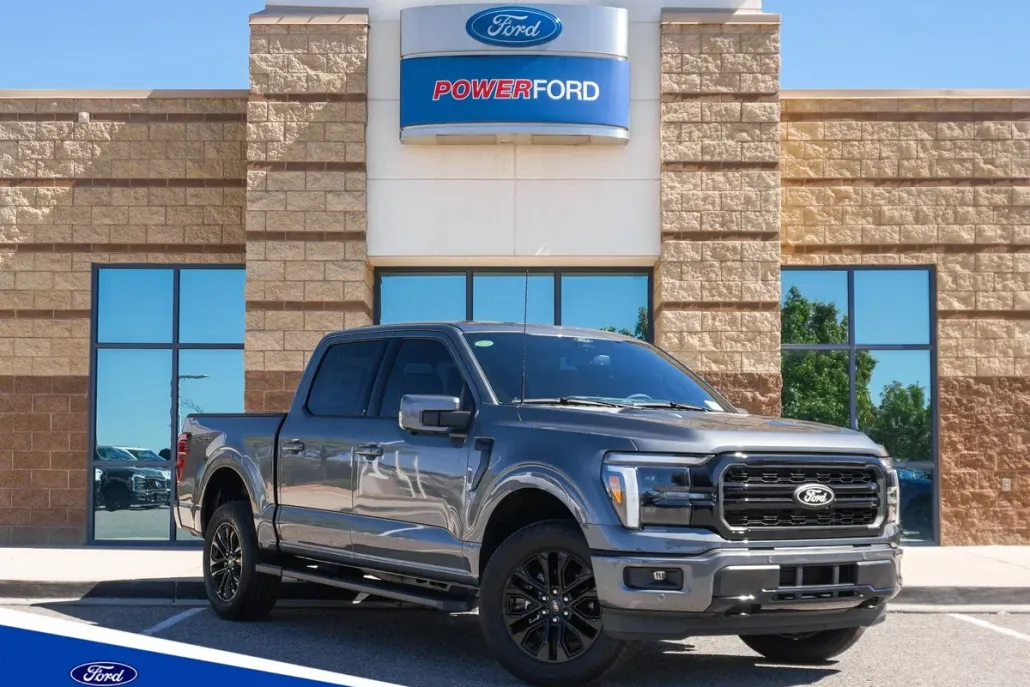 2025 Ford F-150 Lariat photo 1