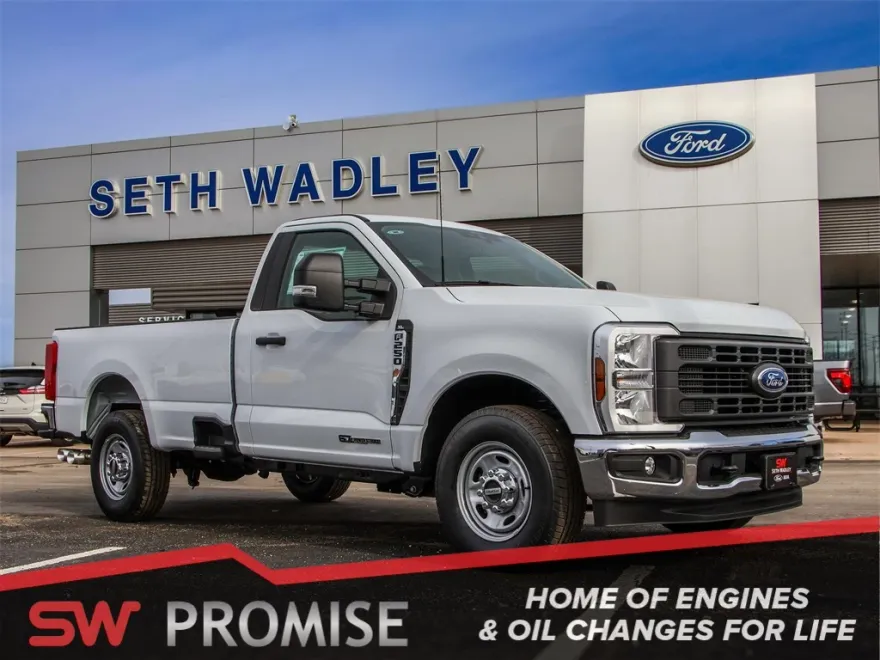2025 Ford F-250 photo 1