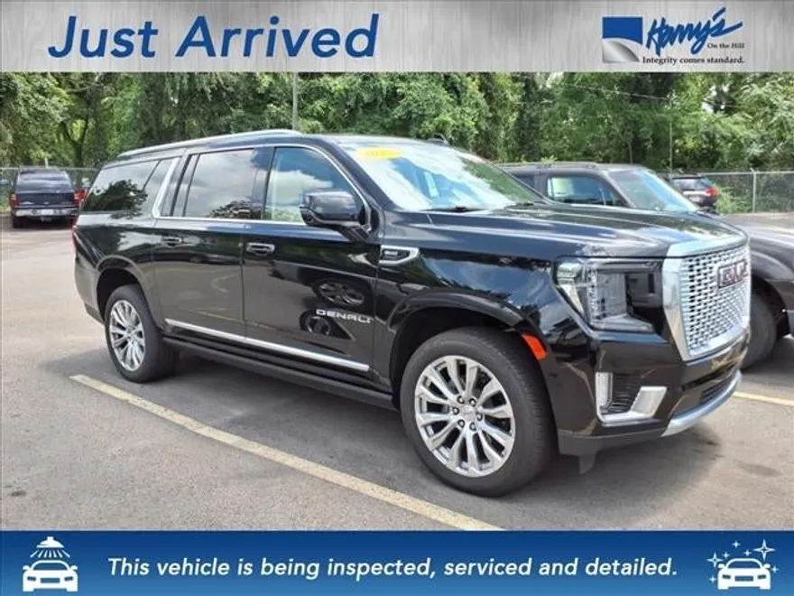 2023 Gmc Yukon XL Denali photo 1