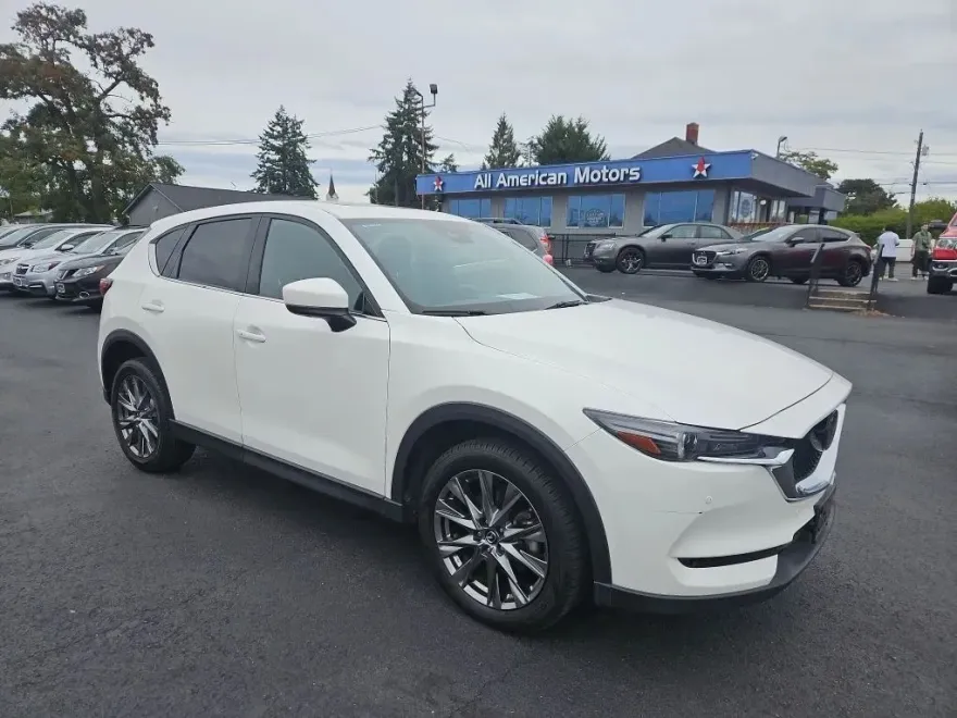2019 Mazda CX-5 Signature photo 1
