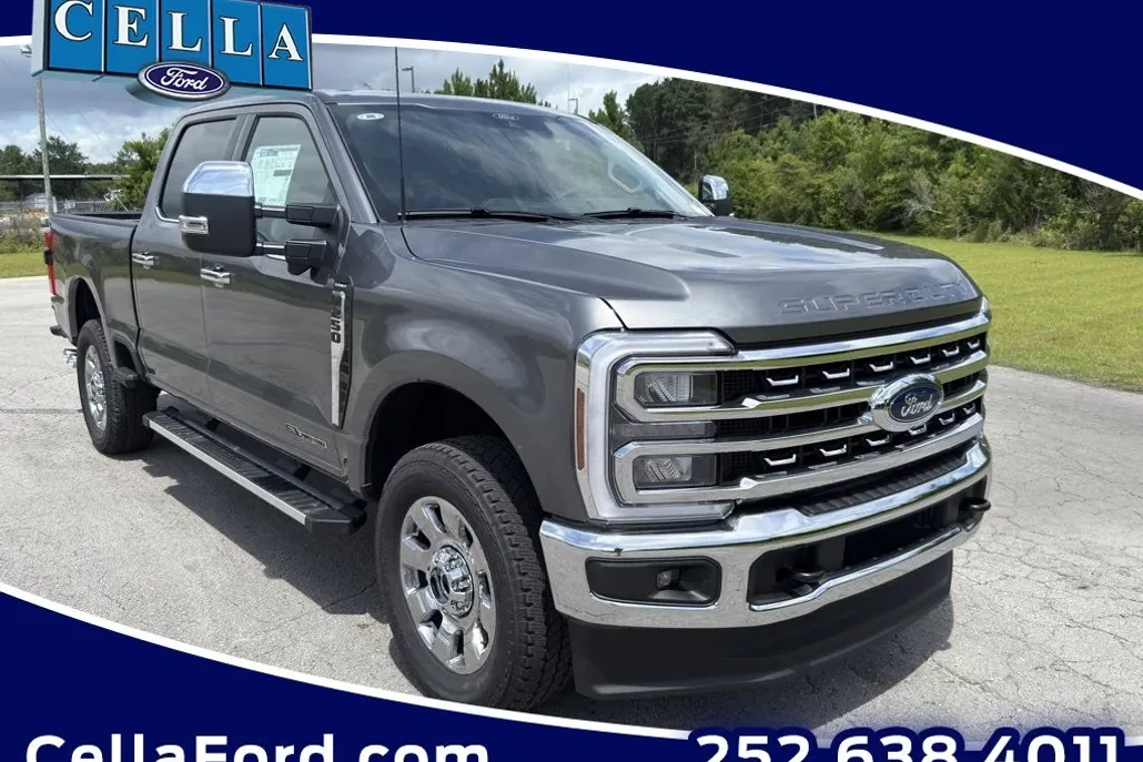 2025 Ford F-250 photo 1
