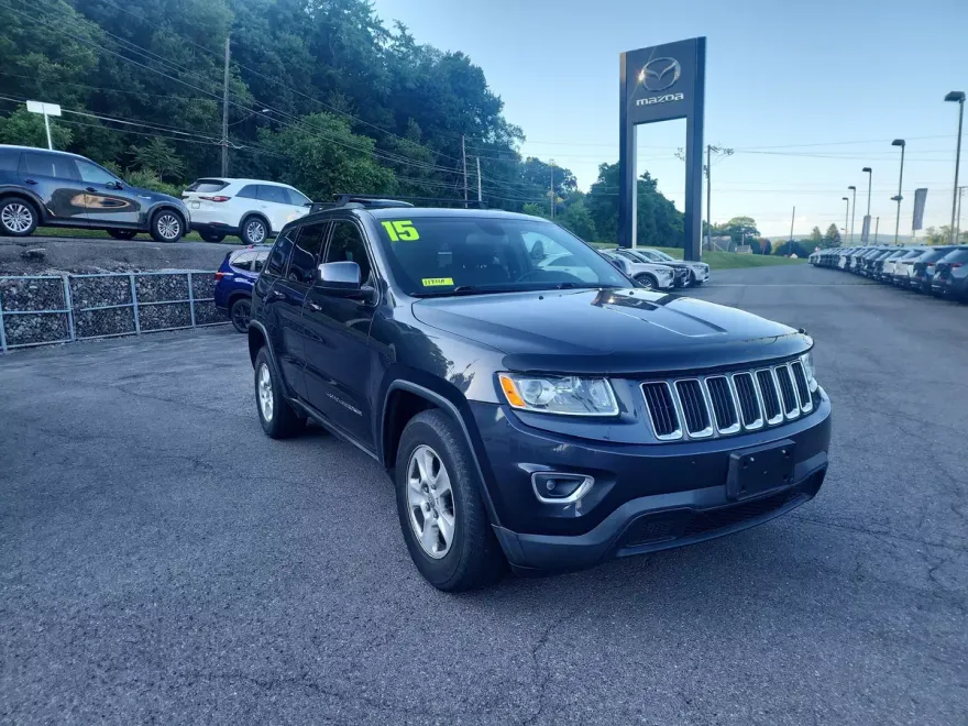 2015 Jeep Grand Cherokee Laredo photo 1