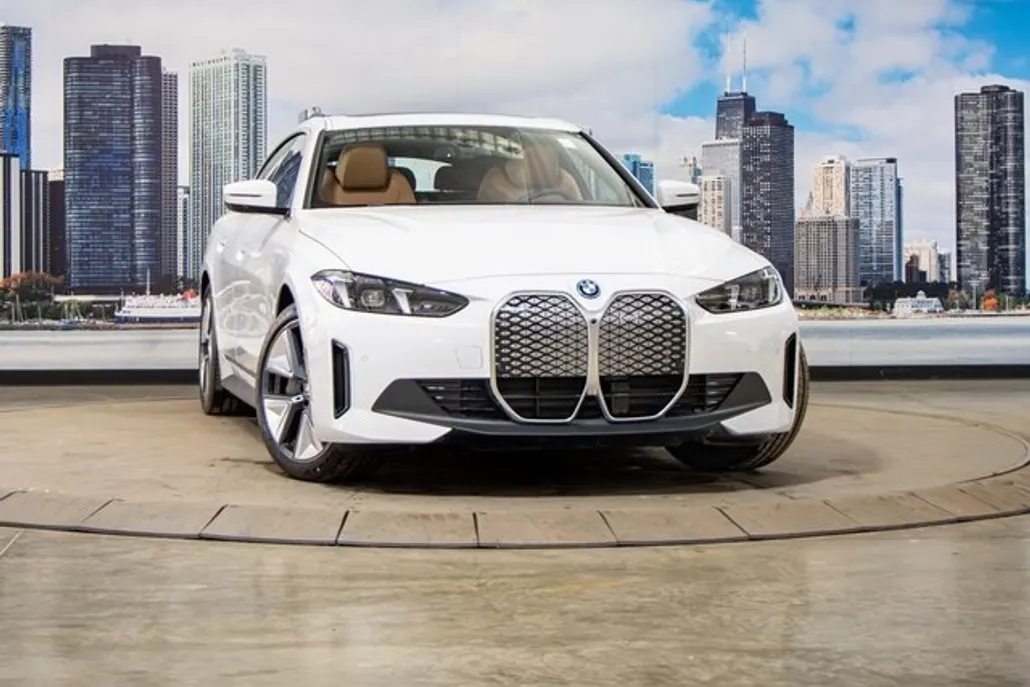 2025 Bmw i4 xDrive40 photo 1