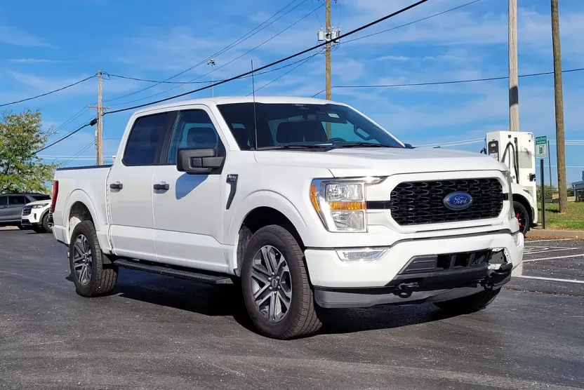 2021 Ford F-150 XL photo 1