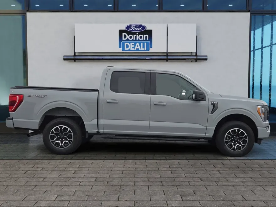 2023 Ford F-150 XLT photo 1