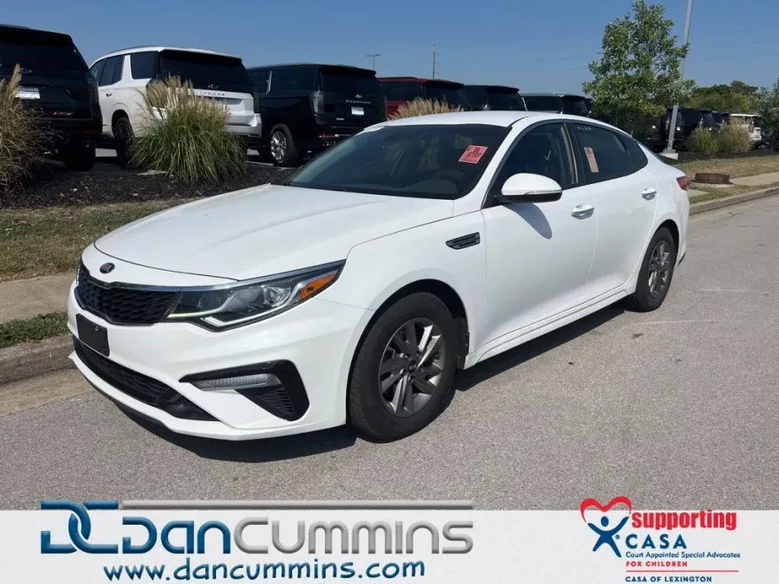 2020 Kia Optima LX photo 1