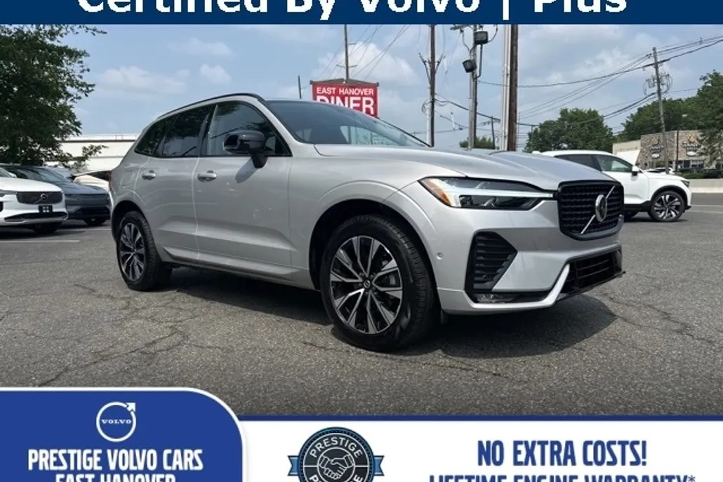 2025 Volvo XC60 B5 Plus photo 1