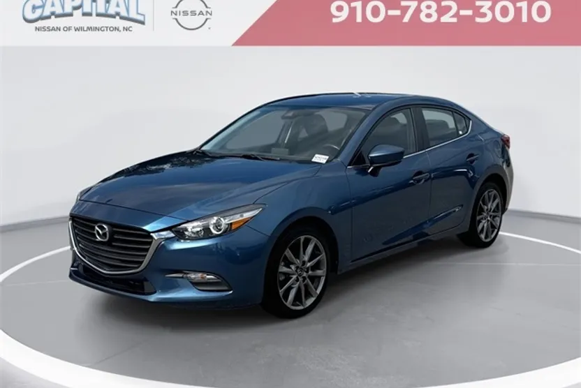 2018 Mazda Mazda3 Touring photo 1