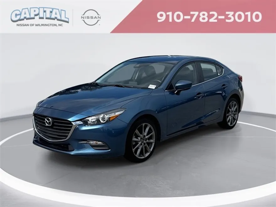 2018 Mazda Mazda3 Touring photo 1